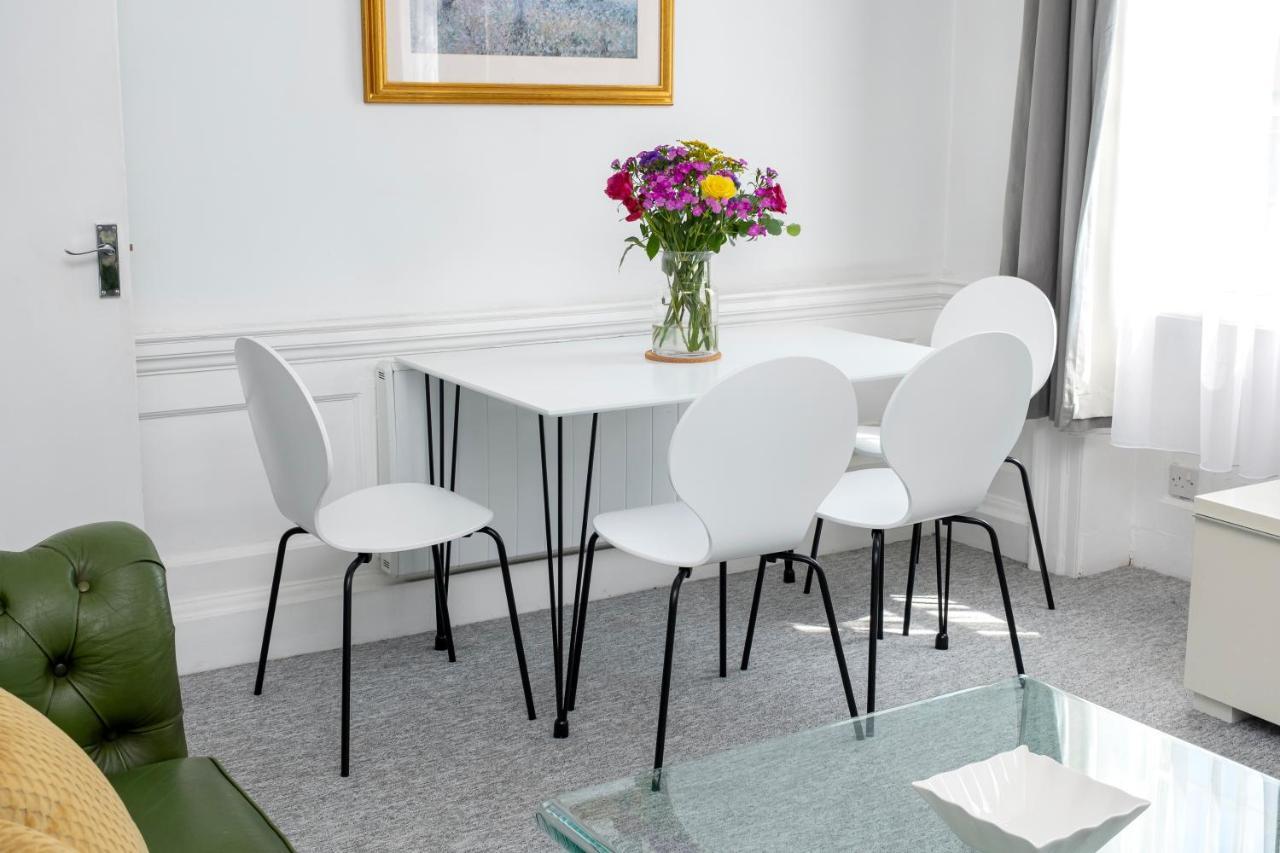 Super City Centre Apartment - Two Bedrooms, Perfect Location Bath Esterno foto