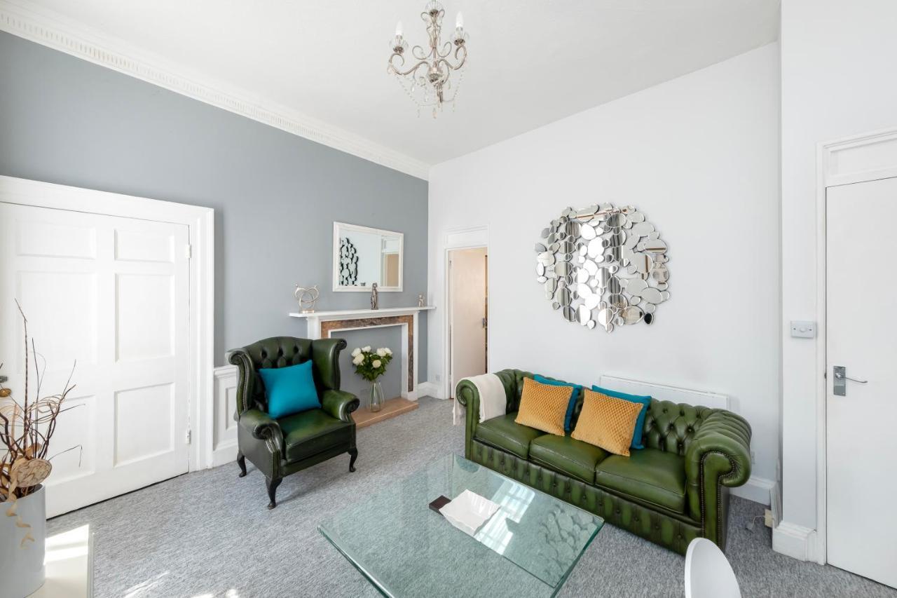 Super City Centre Apartment - Two Bedrooms, Perfect Location Bath Esterno foto
